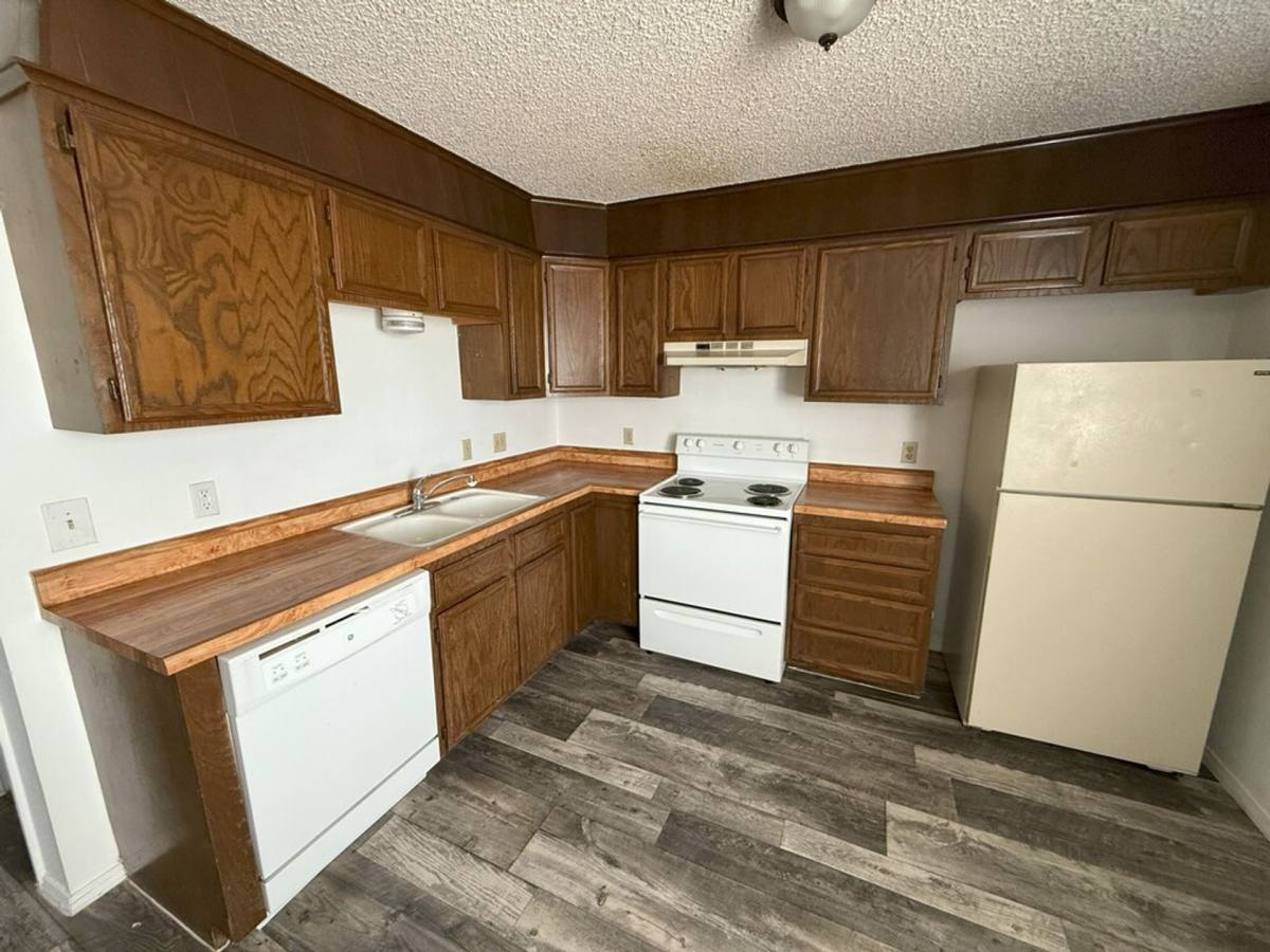 Apartment for rent at 107 E Kaw Ave, Cleveland, OK 74020