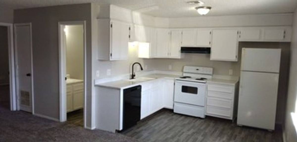 Apartment for rent at 107 E Kaw Ave, Cleveland, OK 74020
