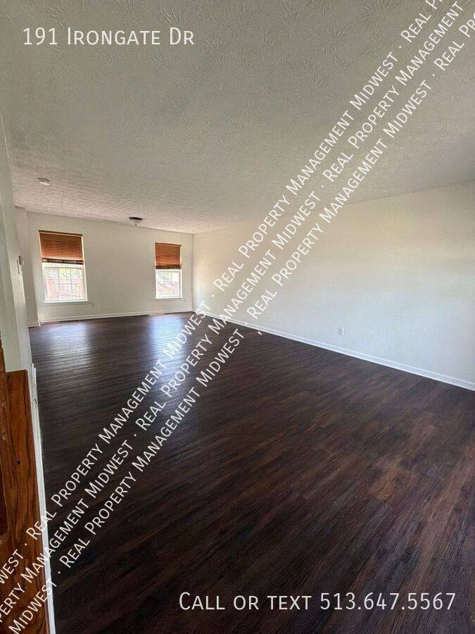 House for rent at 191 Irongate Dr, Englewood, OH 45322