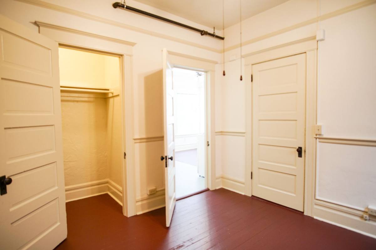 Apartment for rent at 1834 SW 5th Ave, Portland, OR 97201