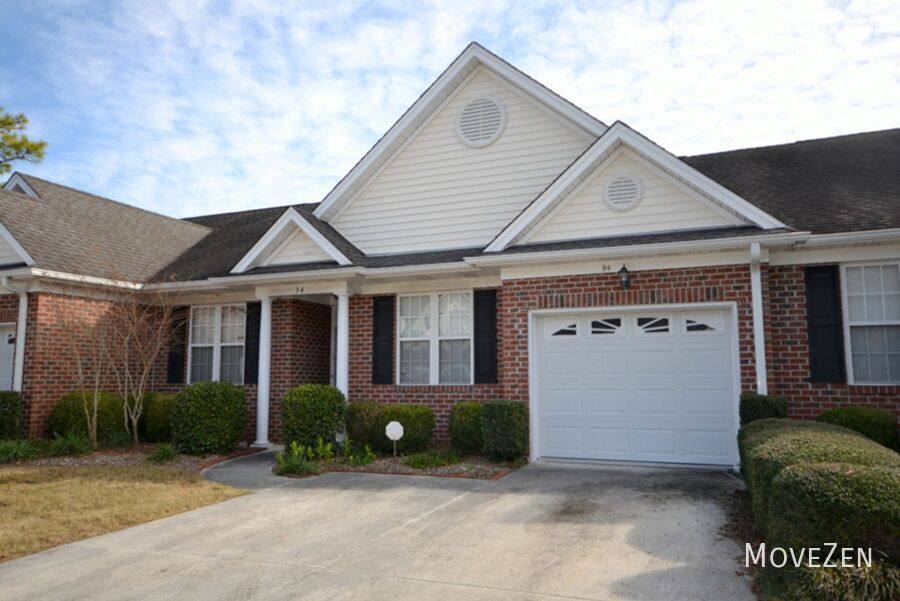 Townhouse for rent at 5006 Carleton Dr #94, Wilmington, NC 28403