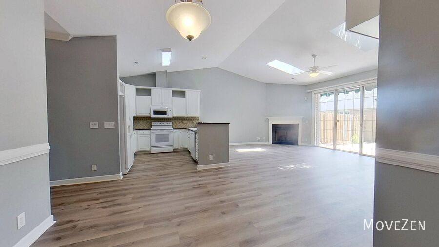 Townhouse for rent at 5006 Carleton Dr #94, Wilmington, NC 28403
