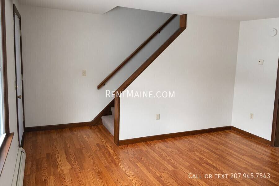 Apartment for rent at 19 Hemlock St, Bangor, ME 04401