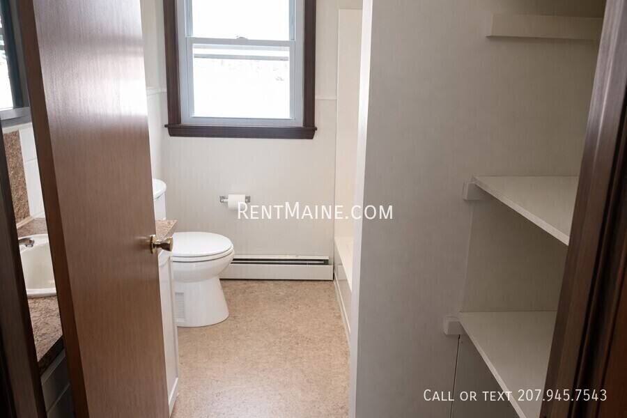 Apartment for rent at 19 Hemlock St, Bangor, ME 04401