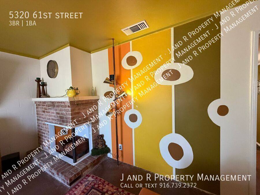 House for rent at 5320 61st St, Sacramento, CA 95820