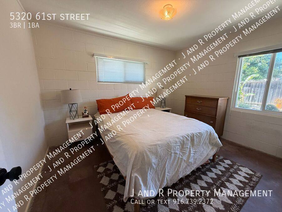 House for rent at 5320 61st St, Sacramento, CA 95820