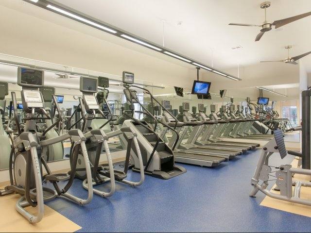 Apartment for rent at 4647MUELLER Blvd #B3-27, Austin, TX 78723