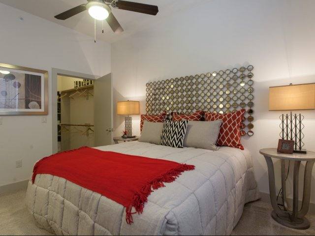 Apartment for rent at 4647MUELLER Blvd #B3-27, Austin, TX 78723