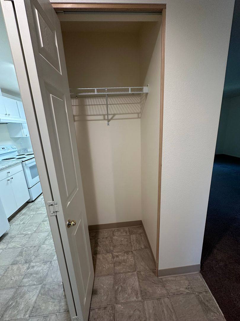 Apartment for rent at 2467 Queen Avenue, SE, Albany, OR 97322
