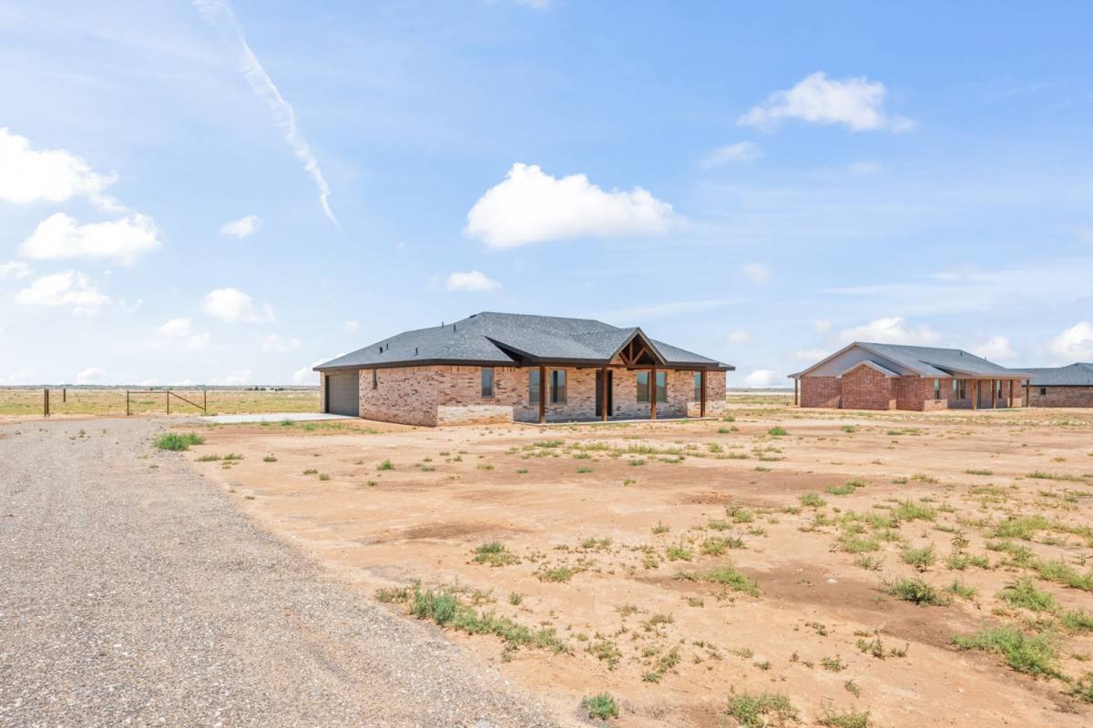 House for rent at 10601 E Cr, Slaton, TX 79364