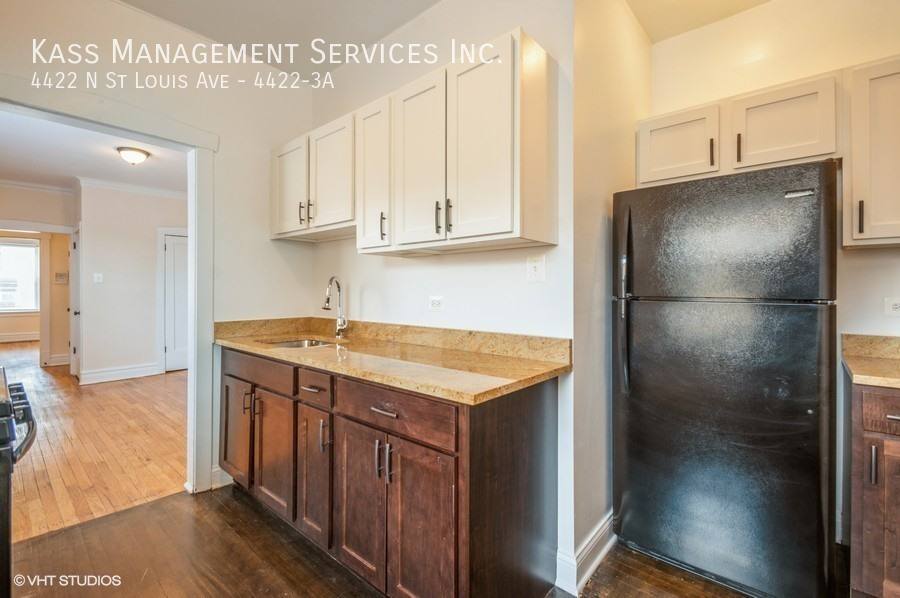 Apartment for rent at 4422 N St Louis Ave #3A, Chicago, IL 60625