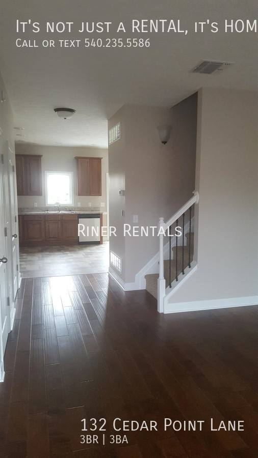 Townhouse for rent at 132 Cedar Point Lane, Harrisonburg, VA 22801