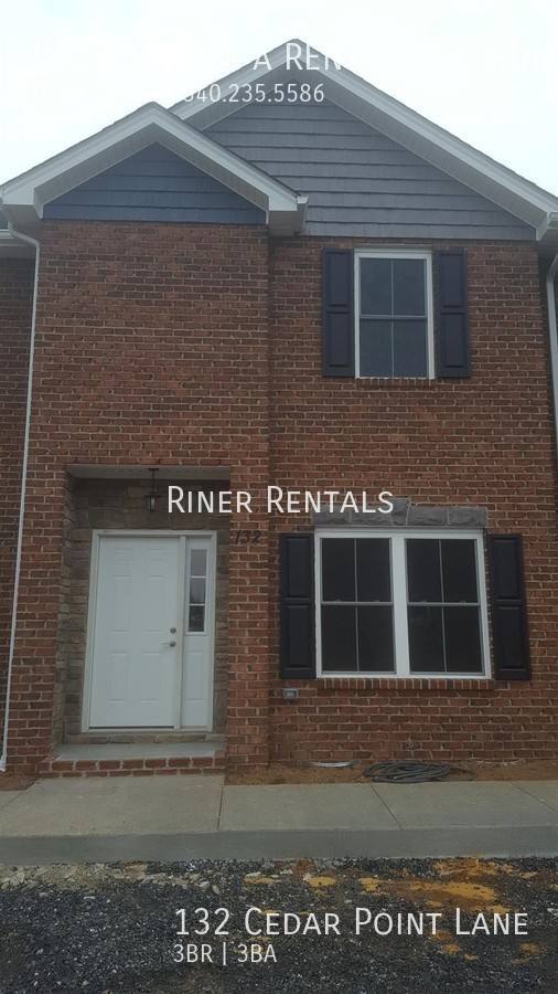 Townhouse for rent at 132 Cedar Point Lane, Harrisonburg, VA 22801