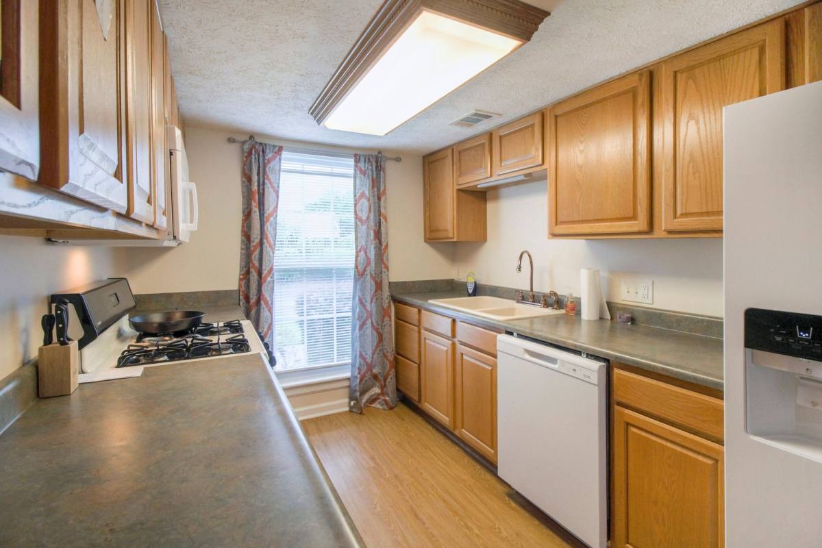 House for rent at 34 Knollwood Circle, Savannah, GA 31419