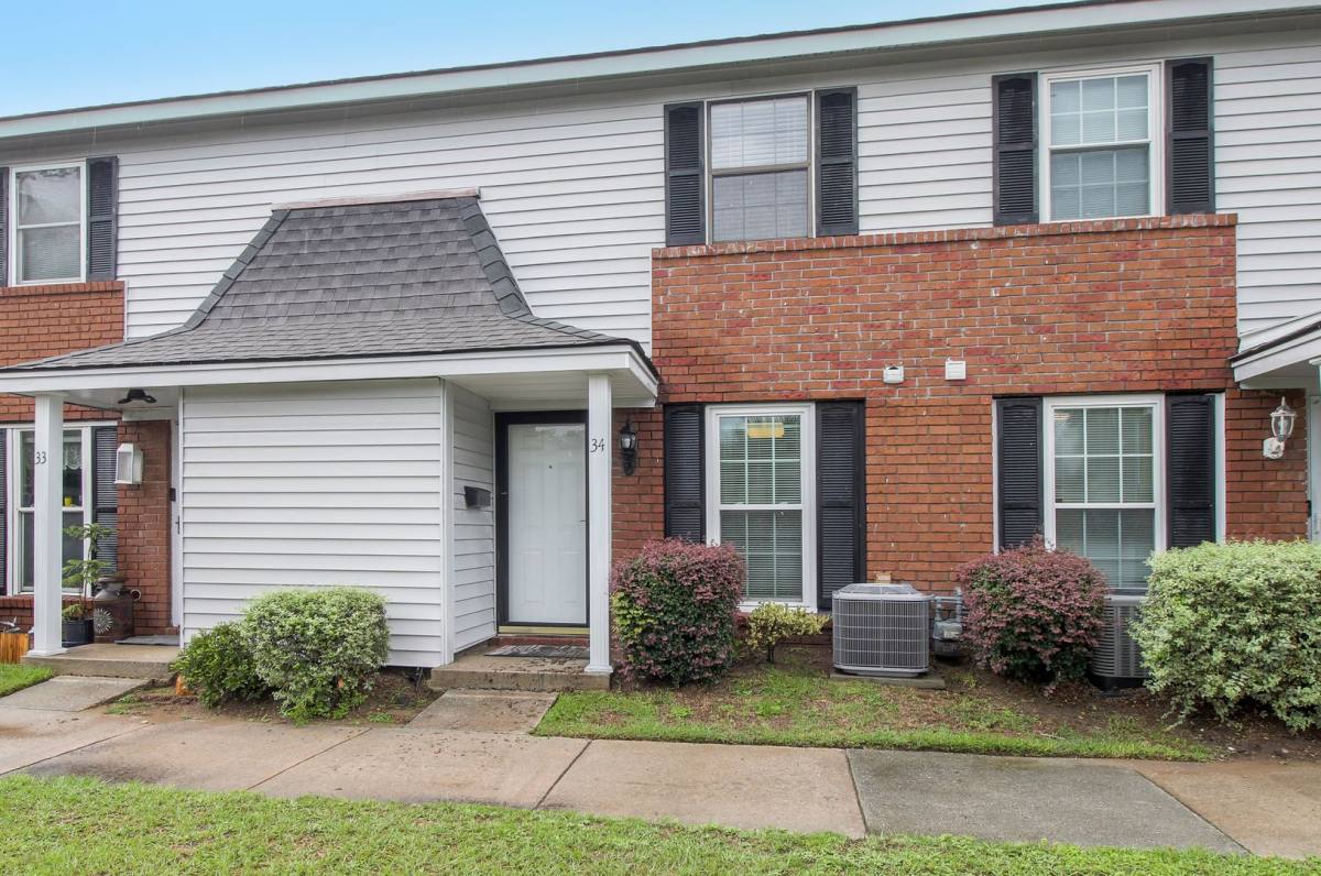 House for rent at 34 Knollwood Circle, Savannah, GA 31419