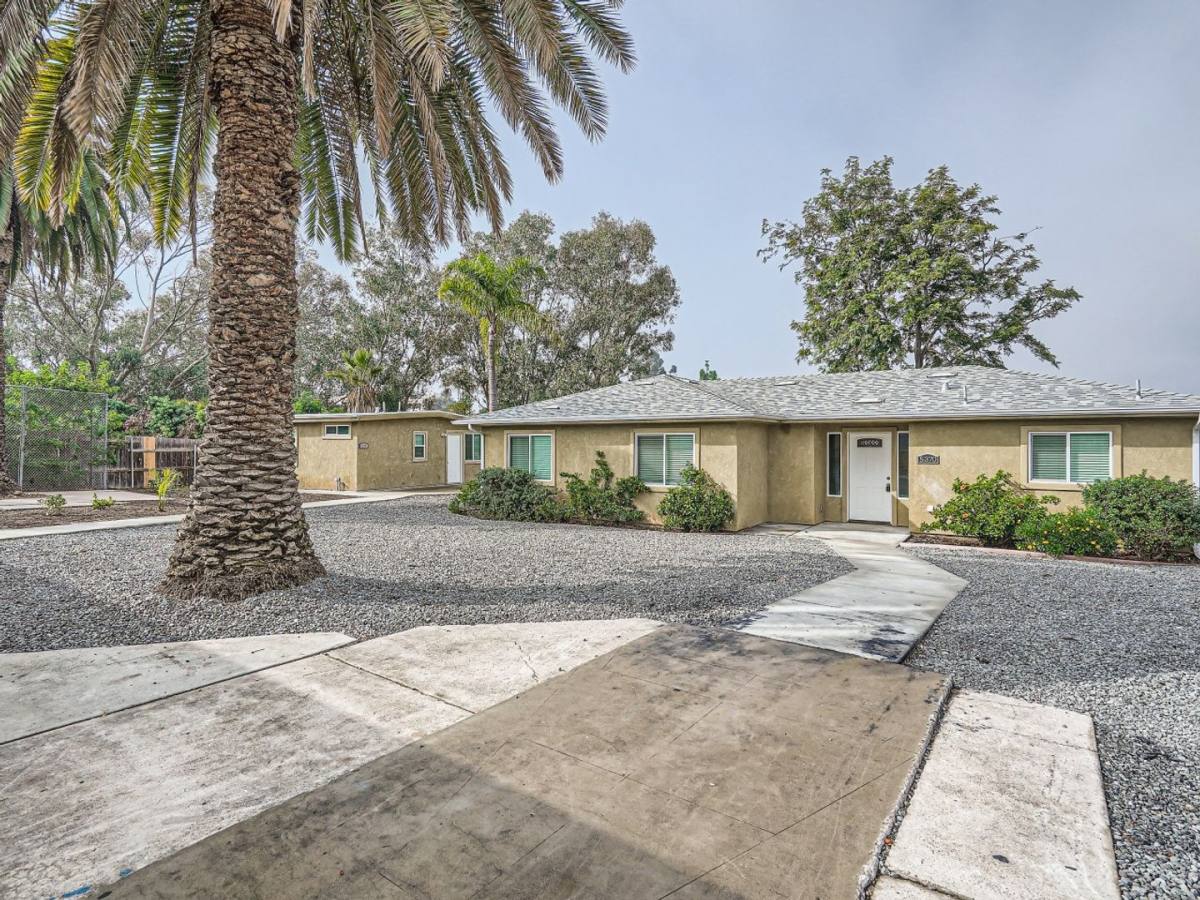 Apartment for rent at 5370 W Falls View Dr, San Diego, CA 92115