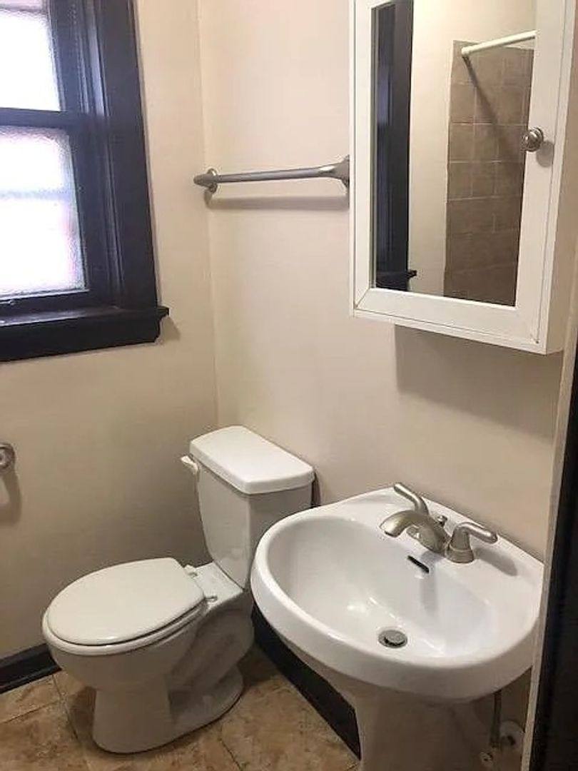 Apartment for rent at 4500 Wichita Ave, Saint Louis, MO 63110