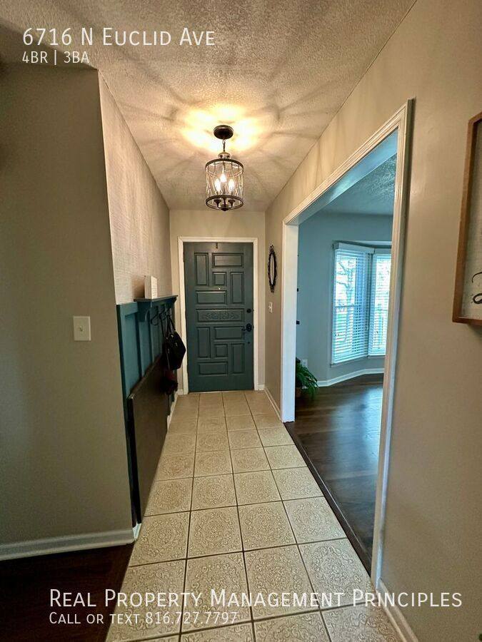House for rent at 6716 N Euclid Ave, Kansas City, MO 64118