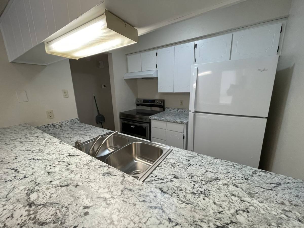 House for rent at 2508 Lido Lane, Arlington, TX 76015