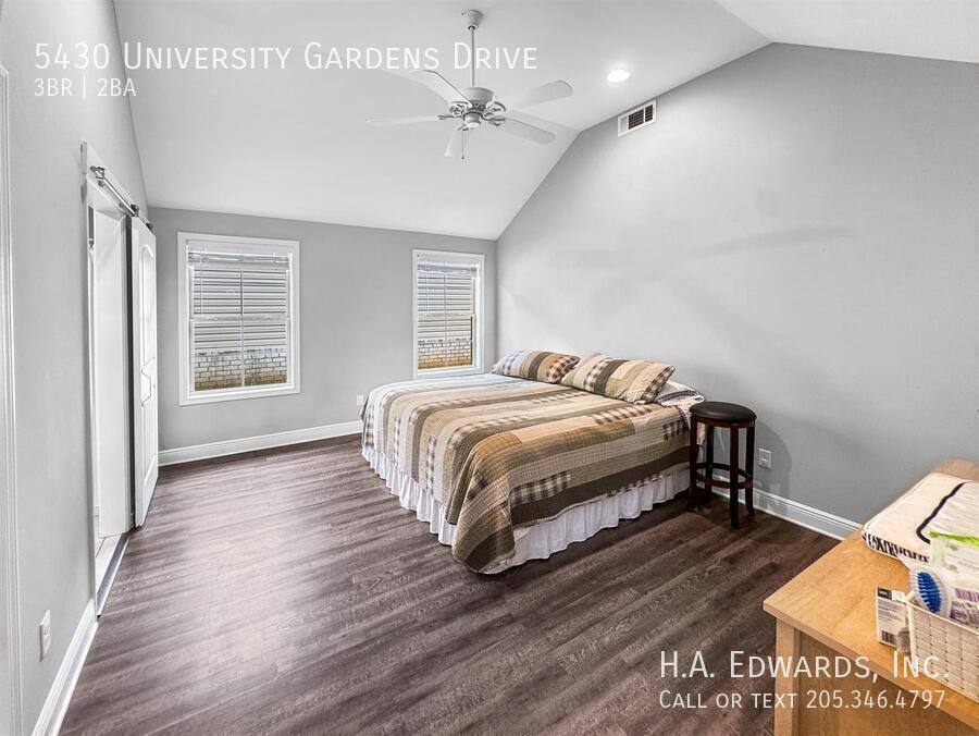 House for rent at 5430 University Gardens Dr, Cottondale, AL 35453
