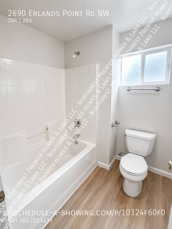 House for rent at 2690 Erlands Point Rd NW, Bremerton, WA 98312