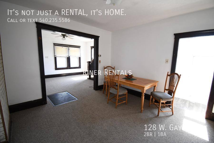 Townhouse for rent at 128 W Gay St, Harrisonburg, VA 22801