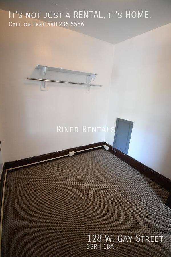 Townhouse for rent at 128 W Gay St, Harrisonburg, VA 22801