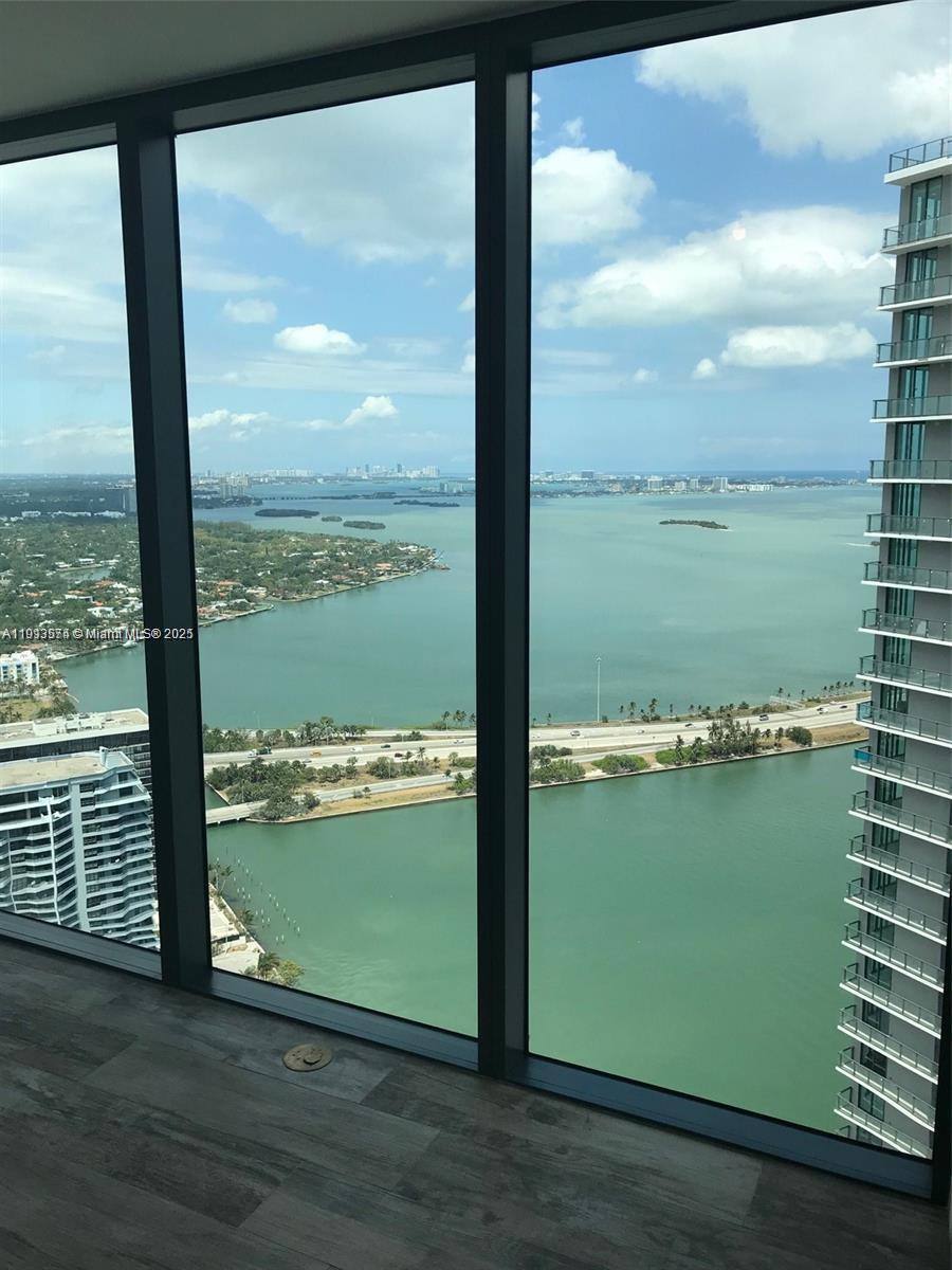Apartment for rent at 650 NE 32nd St #4908, Miami, FL 33137
