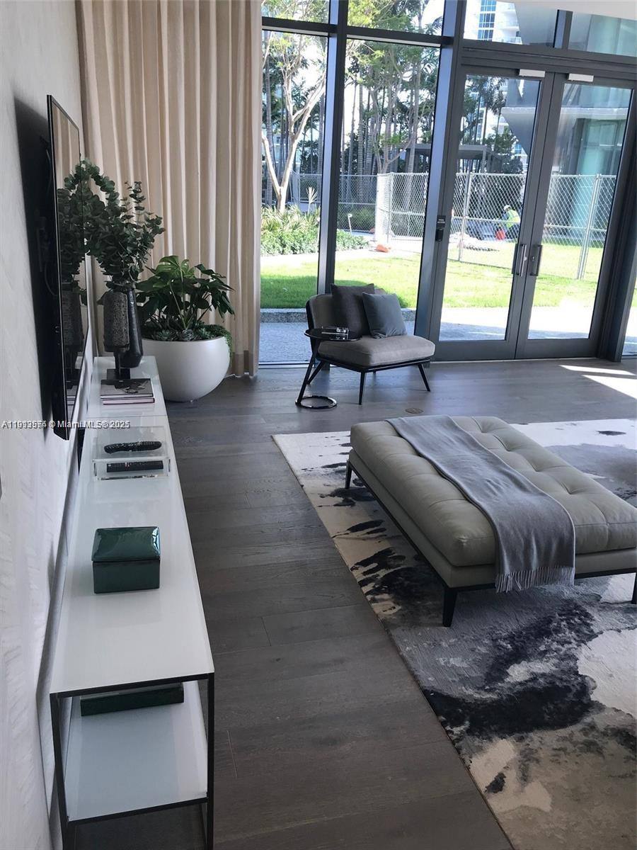 Apartment for rent at 650 NE 32nd St #4908, Miami, FL 33137