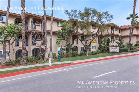 Apartment for rent at 400 Merrimac Way #24, Costa Mesa, CA 92626