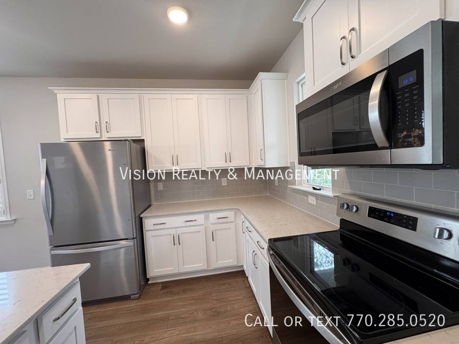 Townhouse for rent at 141 Winding River Dr, Johns Island, SC 29455