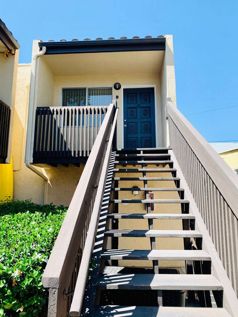 Townhouse for rent at 1150 Grand Ave, San Diego, CA 92109