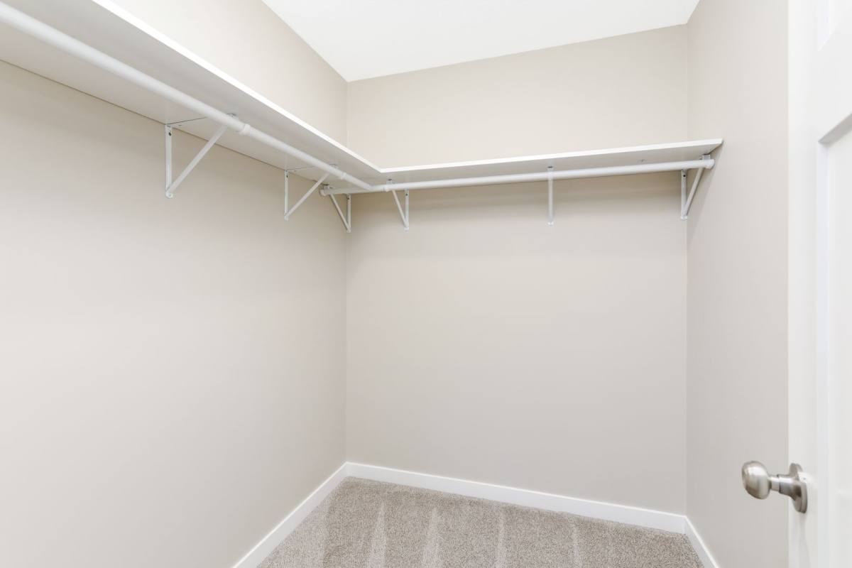 Townhouse for rent at 6044 Manchester Ave NE, Albertville, MN 55301