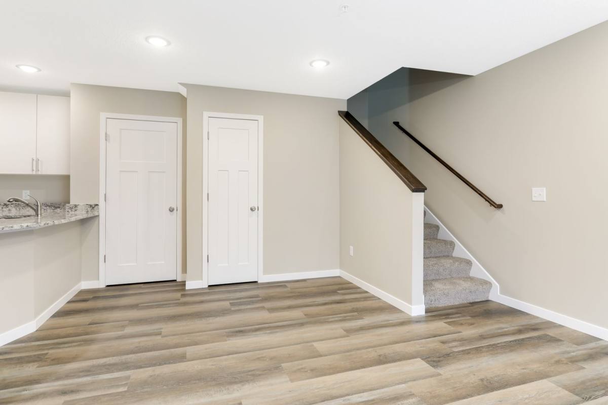 Townhouse for rent at 6044 Manchester Ave NE, Albertville, MN 55301