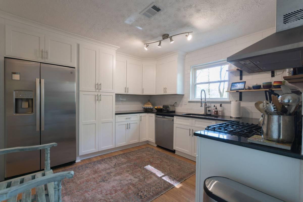 House for rent at 420 Sheringham Court, Roswell, GA 30076