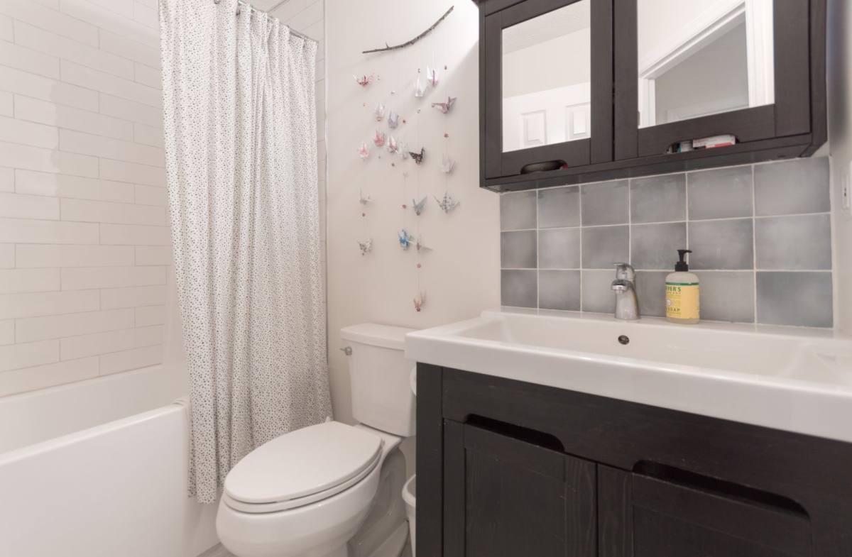 House for rent at 420 Sheringham Court, Roswell, GA 30076