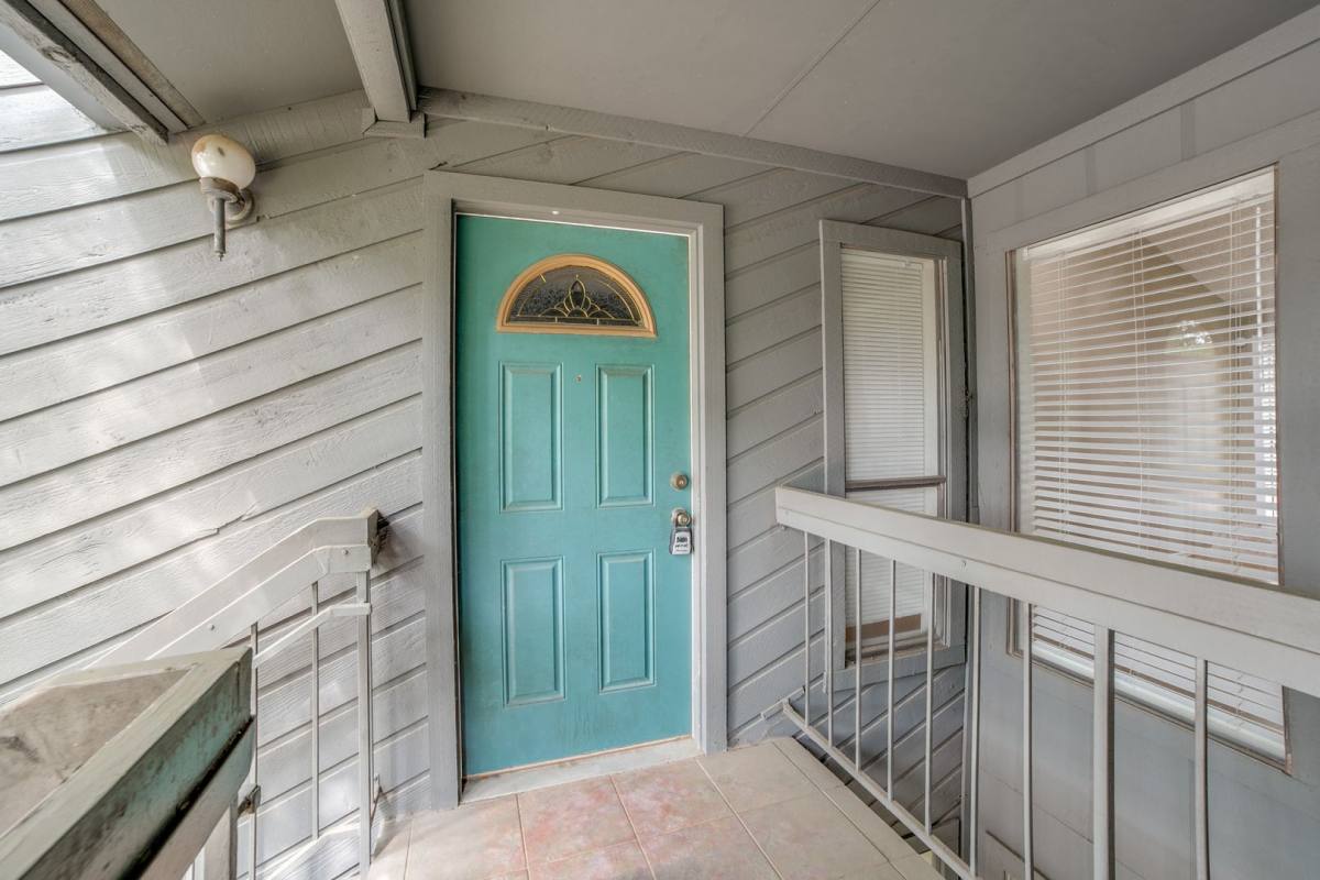 Townhouse for rent at 3843 Barrington, San Antonio, TX 78217