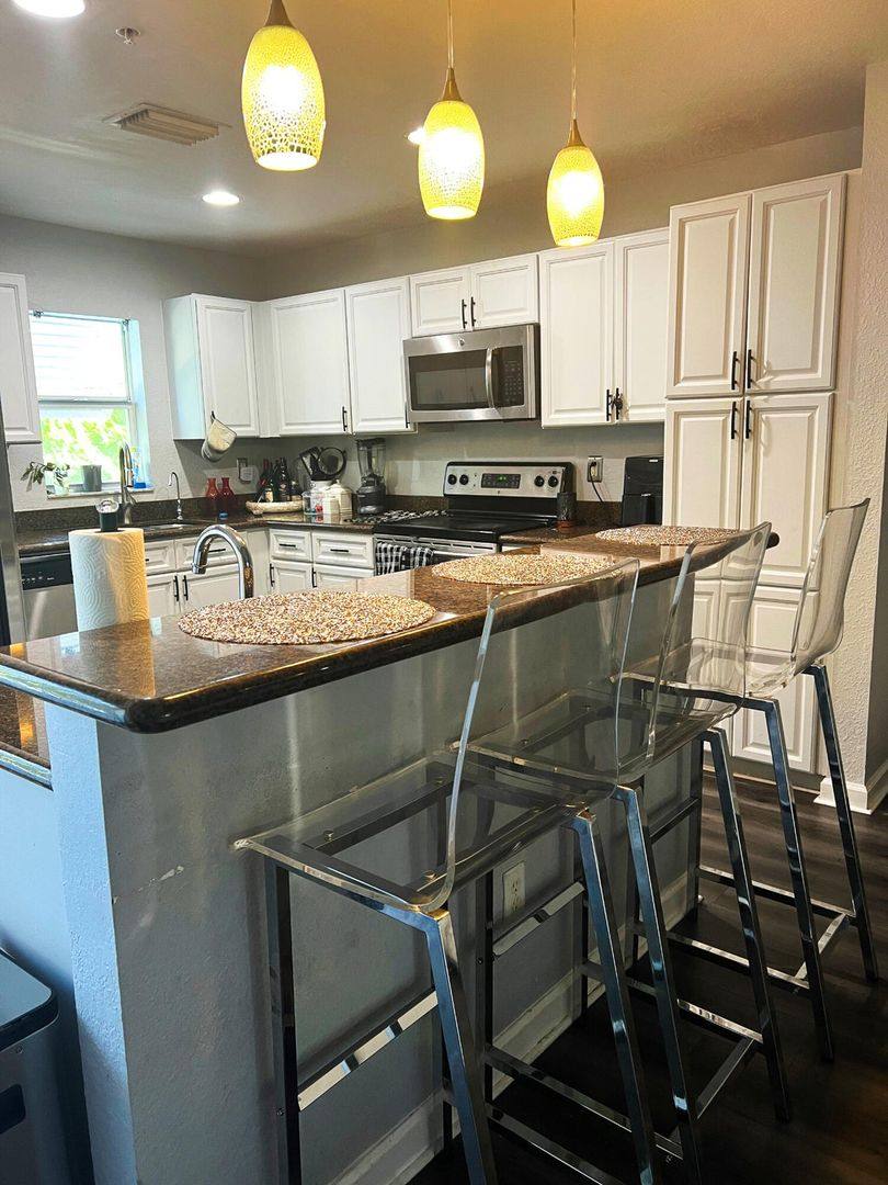 Townhouse for rent at 425 NE 1st St, Pompano Beach, FL 33060