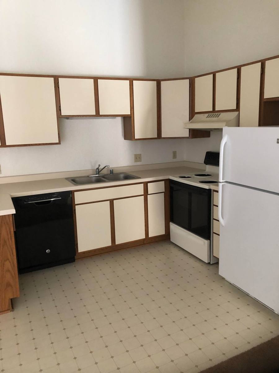 Apartment for rent at 44-48 E Birchwood Ave, Tomahawk, WI 54487