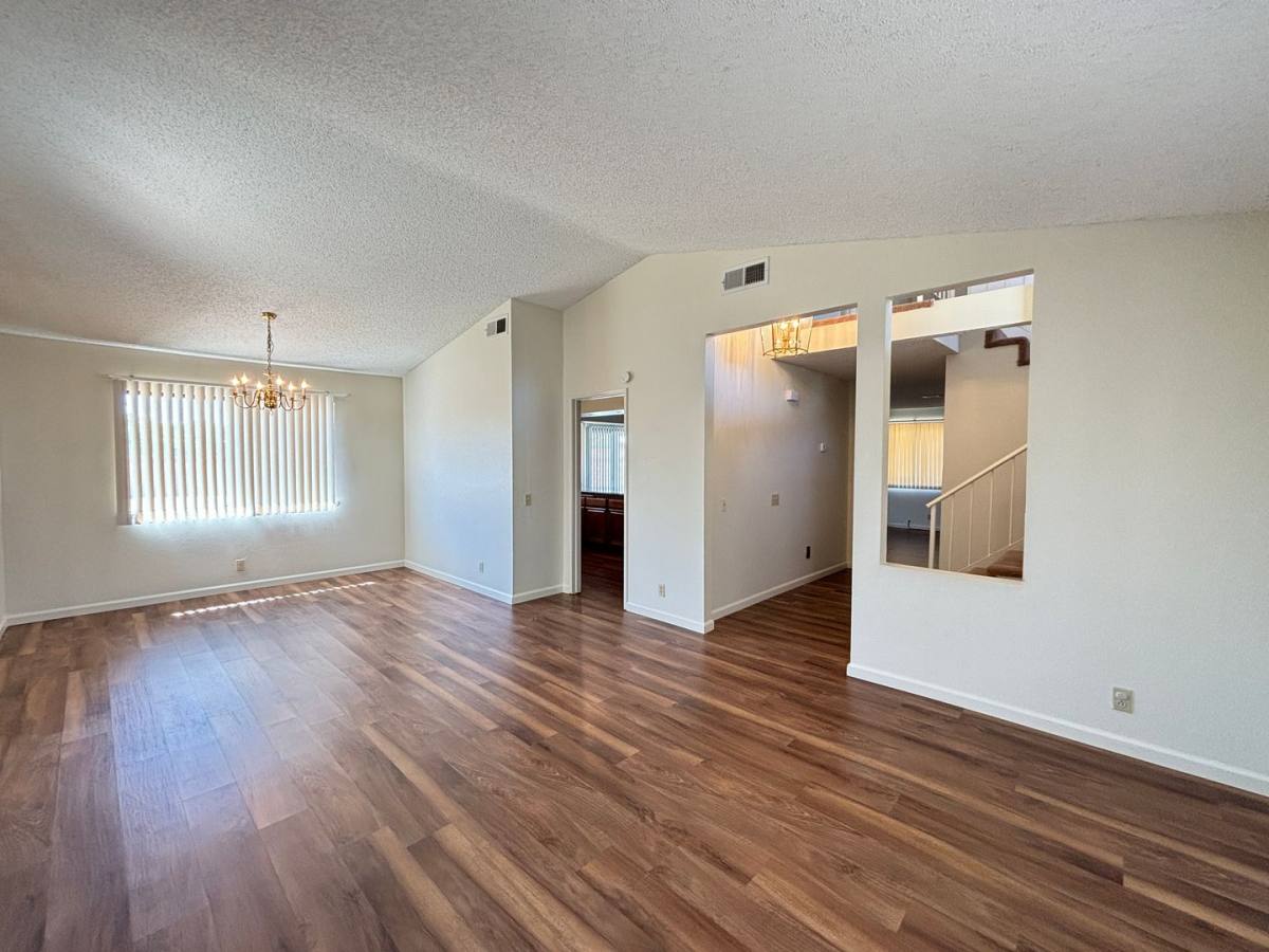 House for rent at 43909 Kennsington Place, Lancaster, CA 93536