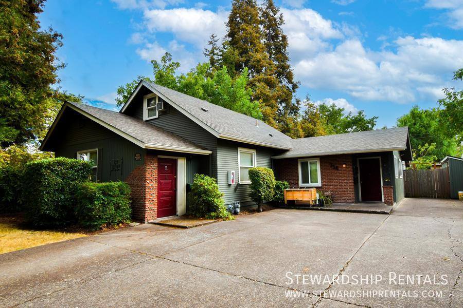 Apartment for rent at 754 W 12th Ave #A, Eugene, OR 97402