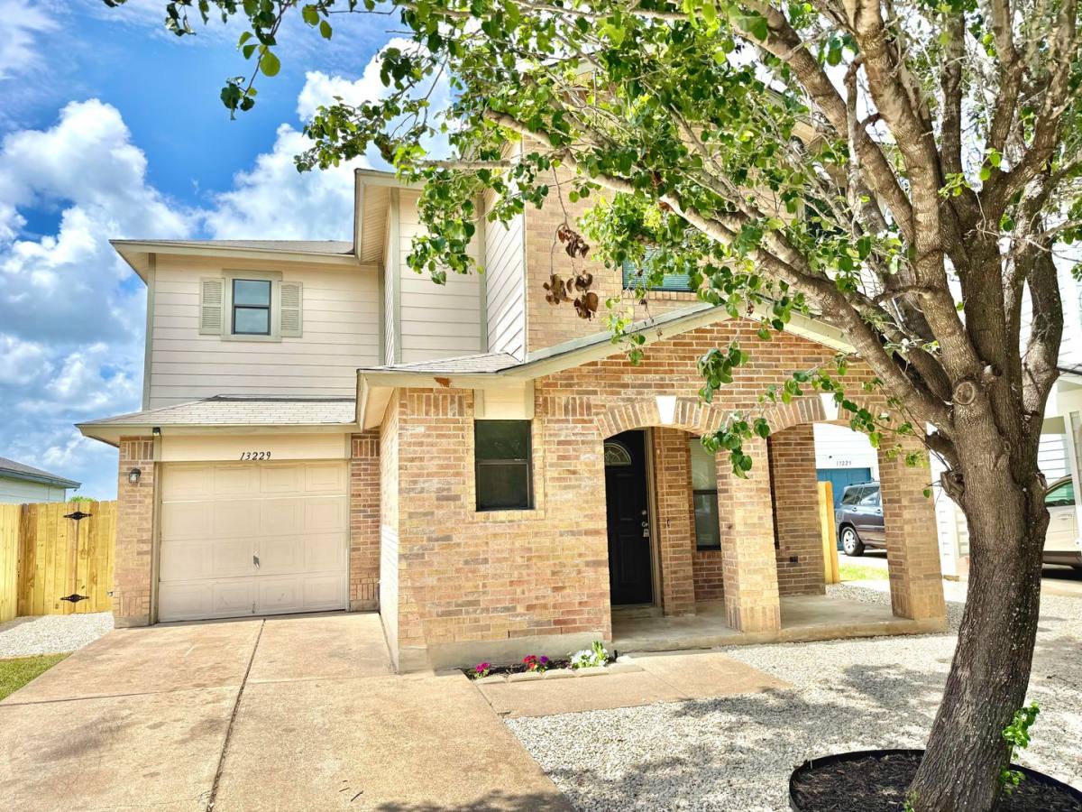 House for rent at 13229 Coomes Dr, Del Valle, TX 78617