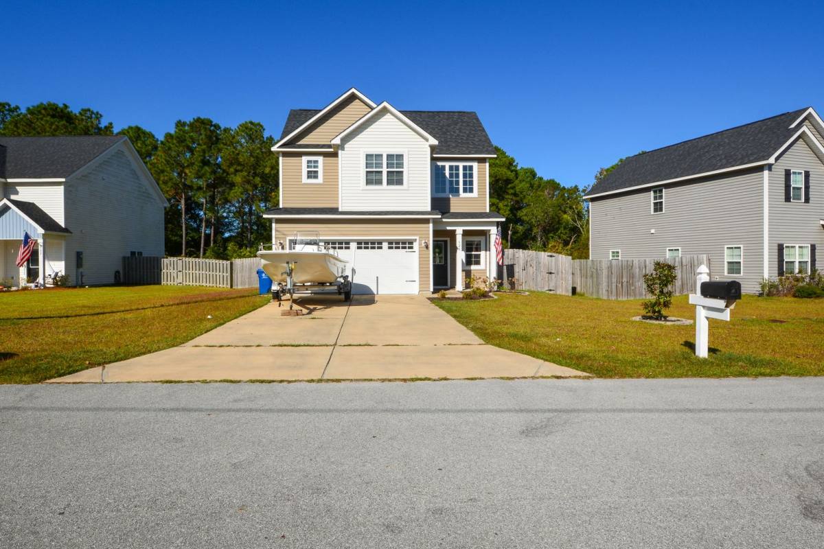 House for rent at 520 Everett Glades, Sneads Ferry, NC 28460