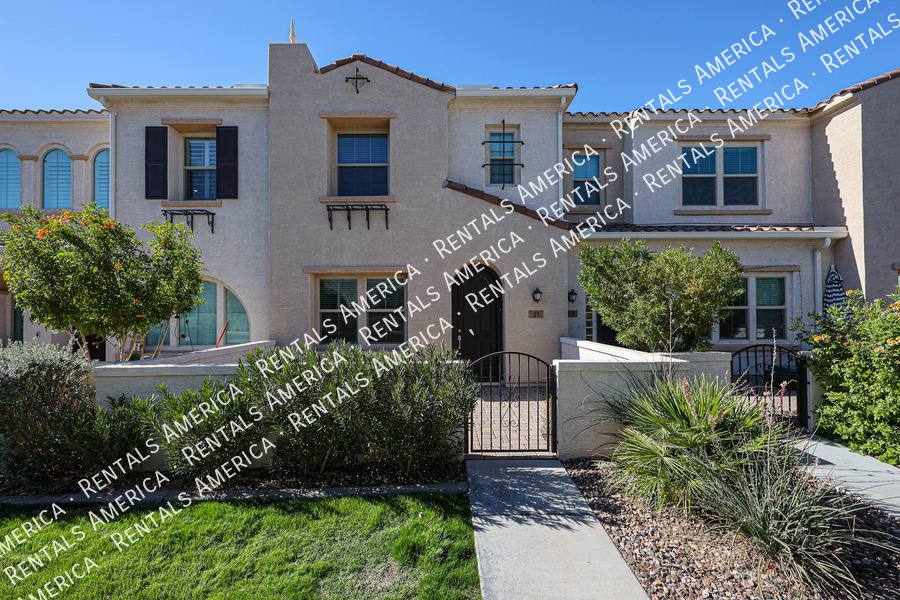 Townhouse for rent at 4077 S Sabrina Dr #21, Chandler, AZ 85248