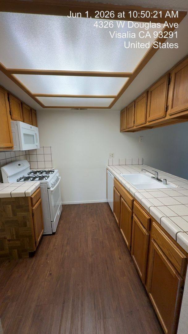 Apartment for rent at 4312-16 W Douglas Ave, Visalia, CA 93291