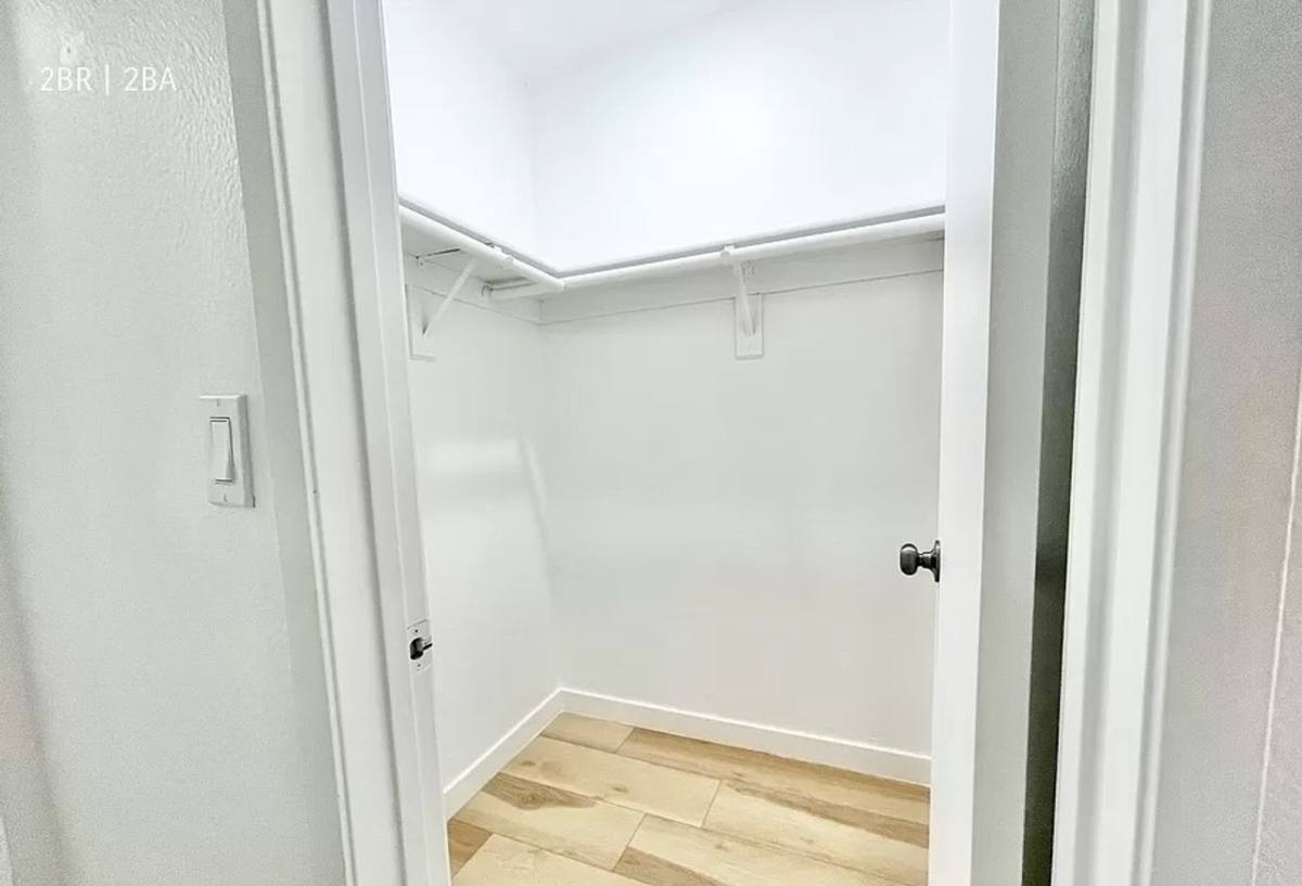 Apartment for rent at 14011 S Budlong Ave, Gardena, CA 90247