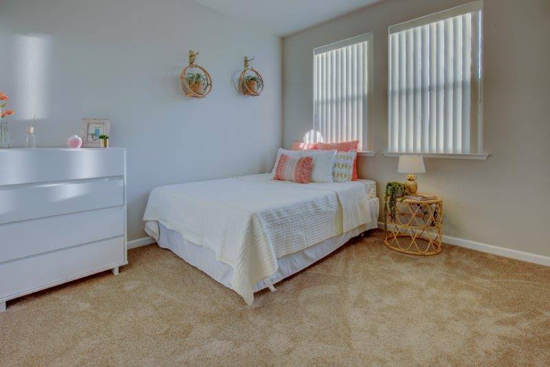 8072 N Millbrook Ave, Fresno, CA 93720 - Apartment for Rent - Image 9