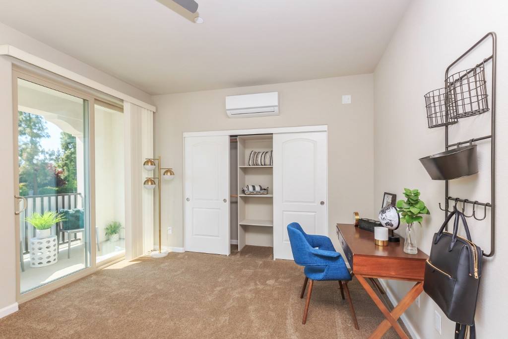 Apartment for rent at 8072 N Millbrook Ave, Fresno, CA 93720