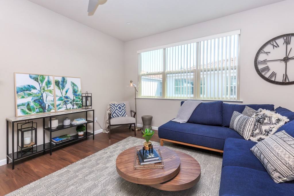 Apartment for rent at 8072 N Millbrook Ave, Fresno, CA 93720