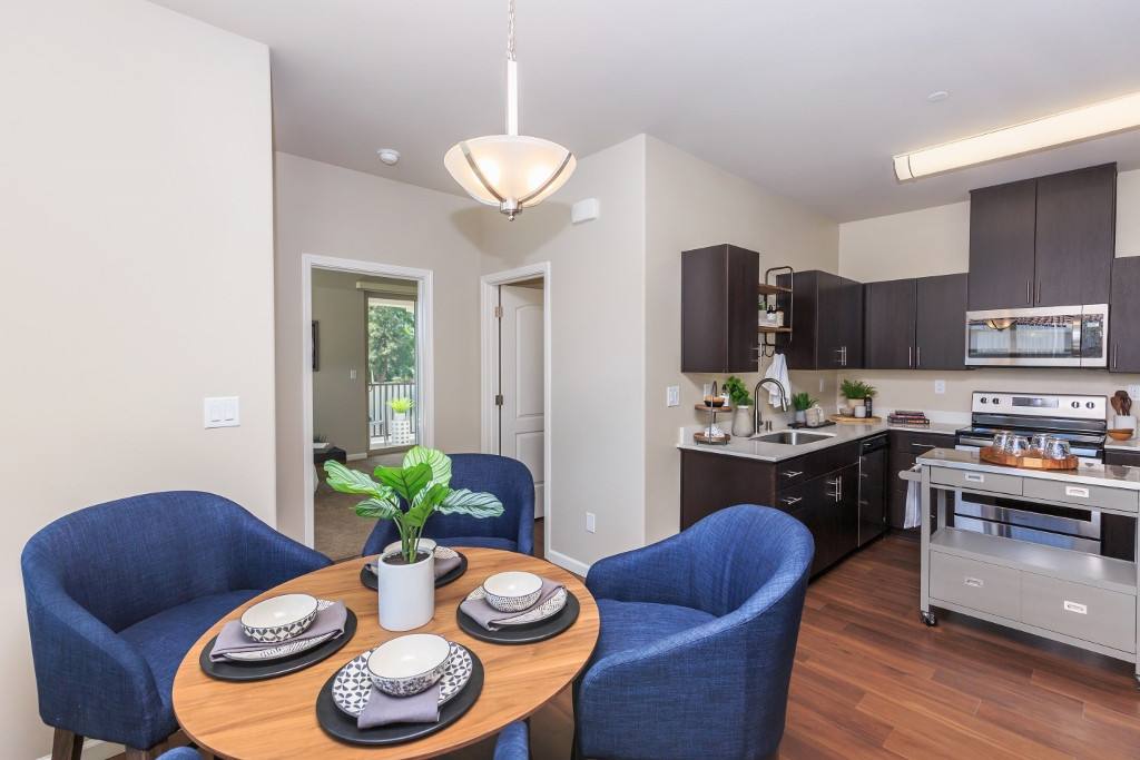 Apartment for rent at 8072 N Millbrook Ave, Fresno, CA 93720